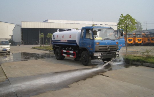 東風(fēng)153<a href=http://www.yijiawuliu.com/ssc target=_blank class=infotextkey>灑水車</a>測(cè)試圖片