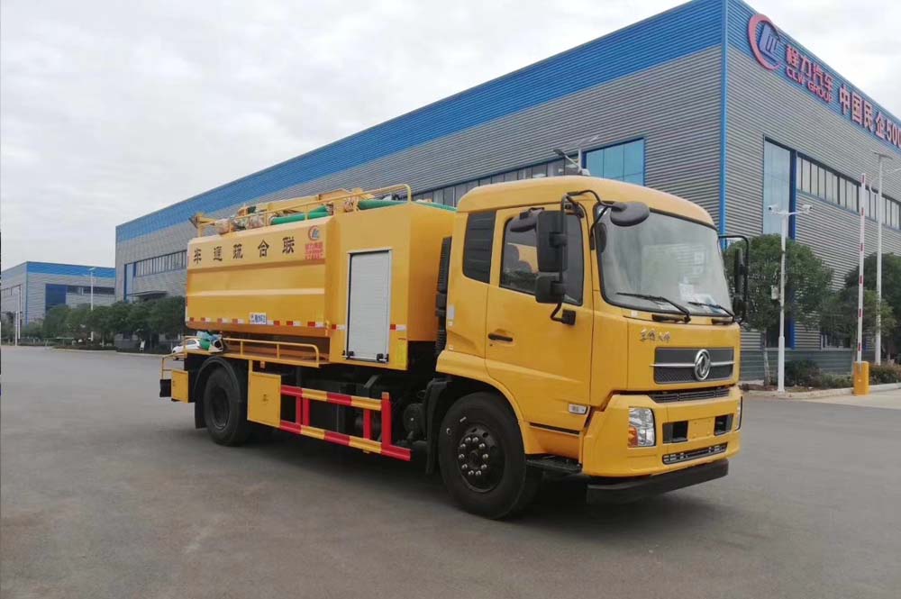東風(fēng)天錦國(guó)六清洗吸污車