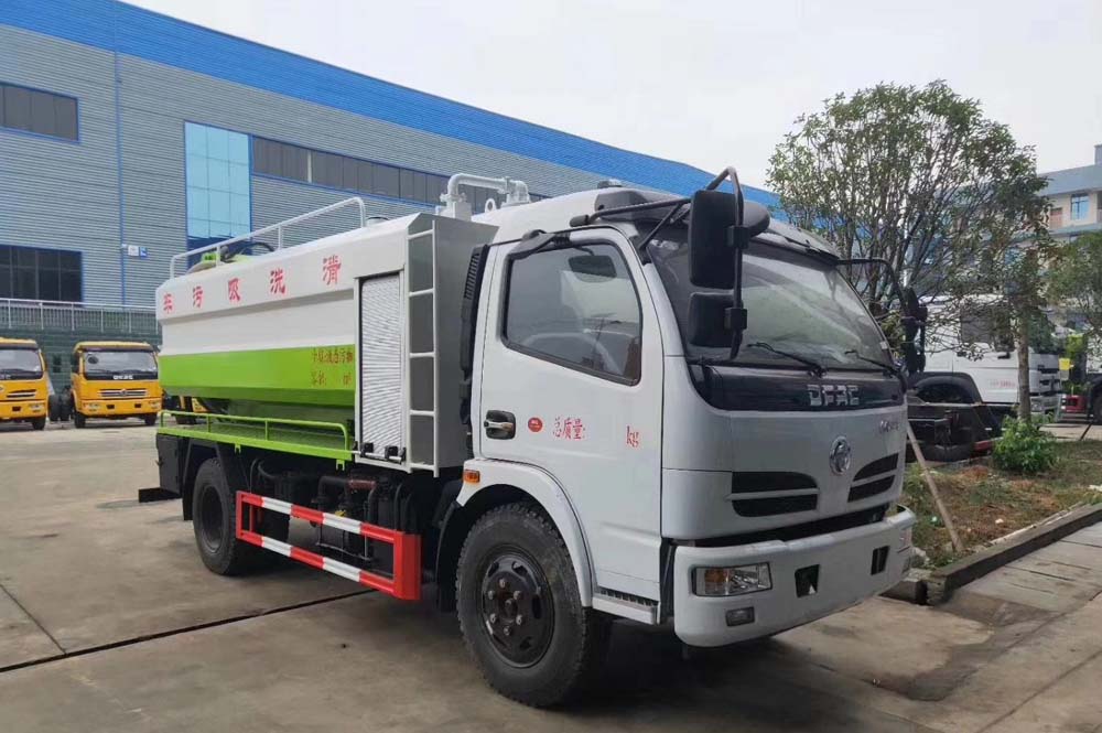 東風(fēng)福瑞卡國(guó)六清洗吸污車