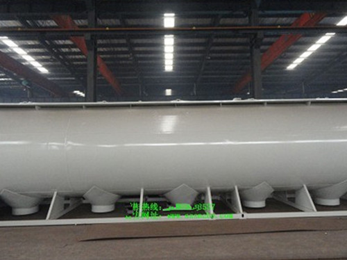 散裝<a href=http://www.yijiawuliu.com/siliaoche/ target=_blank class=infotextkey>飼料車</a>廠家-獨立作業(yè)式散裝飼料罐