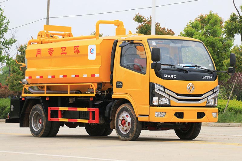 東風(fēng)小多利卡國(guó)六清洗吸污車